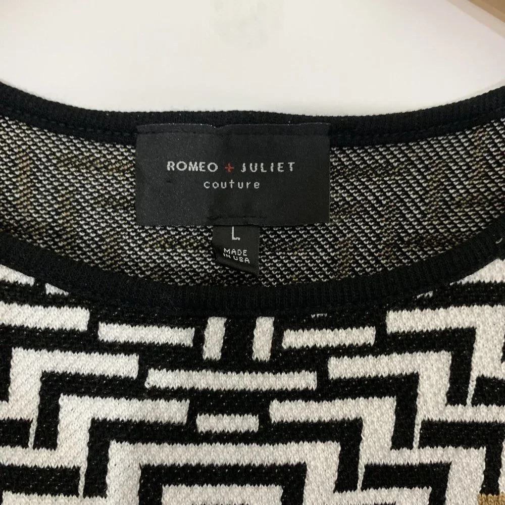Romeo + Juliet Couture Cropped Chevron Sweater - Picture 7 of 9
